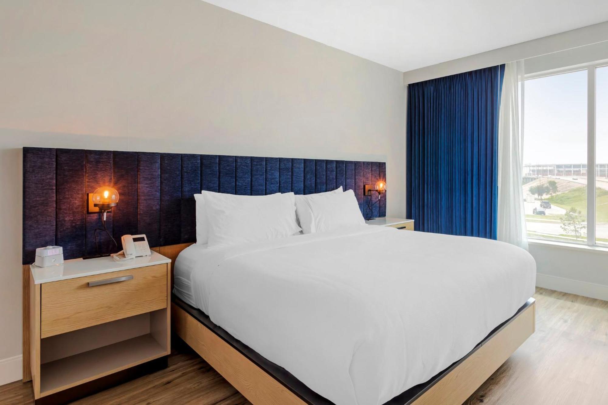 Even Hotel Waco - University Area By Ihg Exterior photo